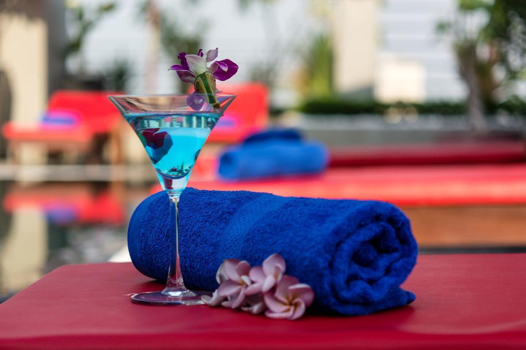 Diamond Palace Resort & Sky Bar พนมเปญ ภายนอก รูปภาพ